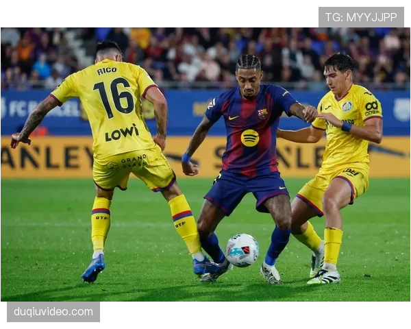 西甲:巴塞罗那4-0大胜赫塔菲,菲利克斯梅开二度 西甲:巴塞罗那4-0大胜赫塔菲,菲利克斯梅开二度